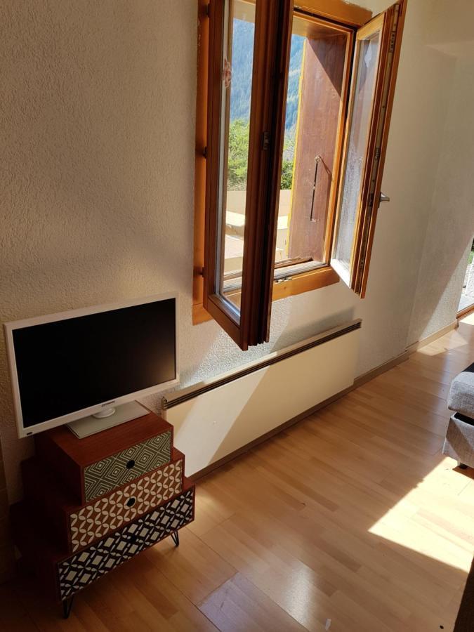 オヴロナ Chalet Le Muguetヴィラ エクステリア 写真